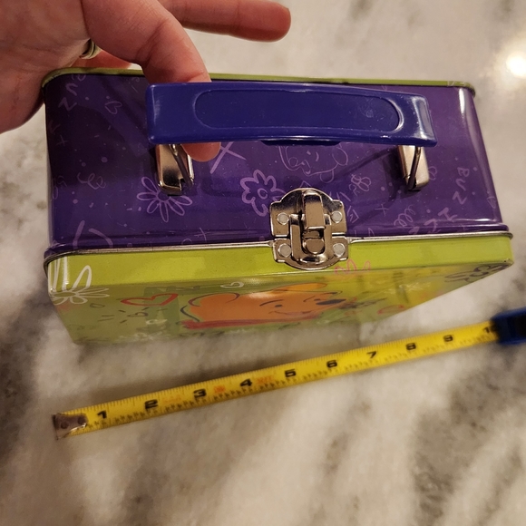 Vintage Disney's Winnie the Pooh Metal Lunchbox | Tin - Picture 2 of 6
